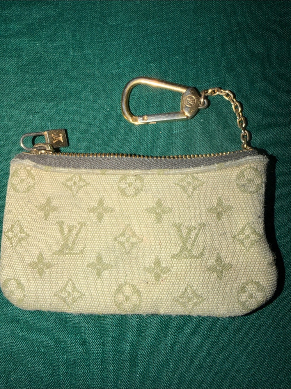 Vintage Louis Vuitton Beige Monogram Canvas Key Pouch - Picture 2 of 6